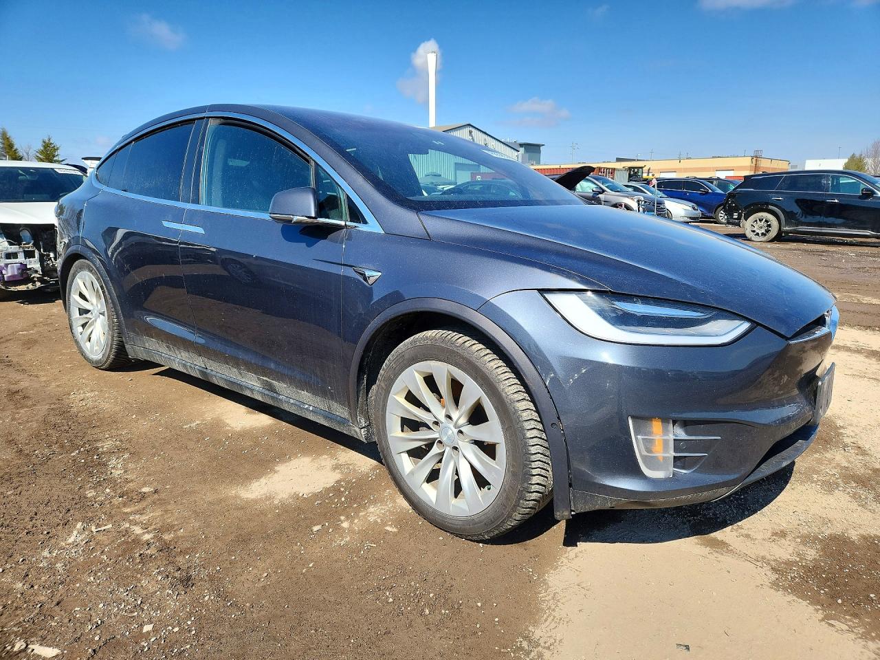 2017 Tesla Model x VIN 5YJXCDE29HF045698 photo 4