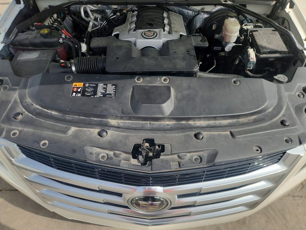 2015 Cadillac Escalade VIN 1GYS3JKJ6FR268304 photo 12