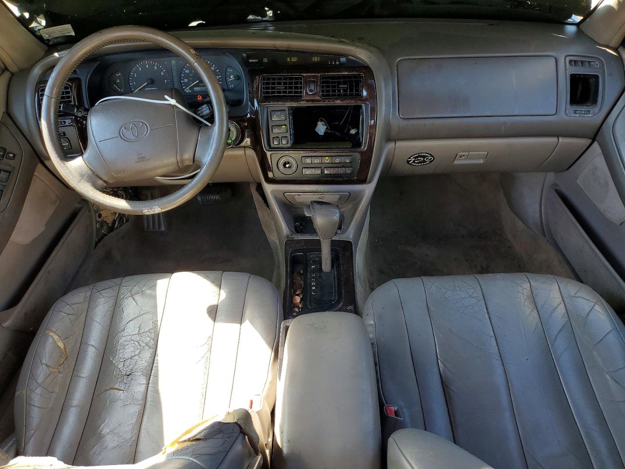 1998 Toyota Avalon VIN 4T1BF18B0WU260172 photo 8