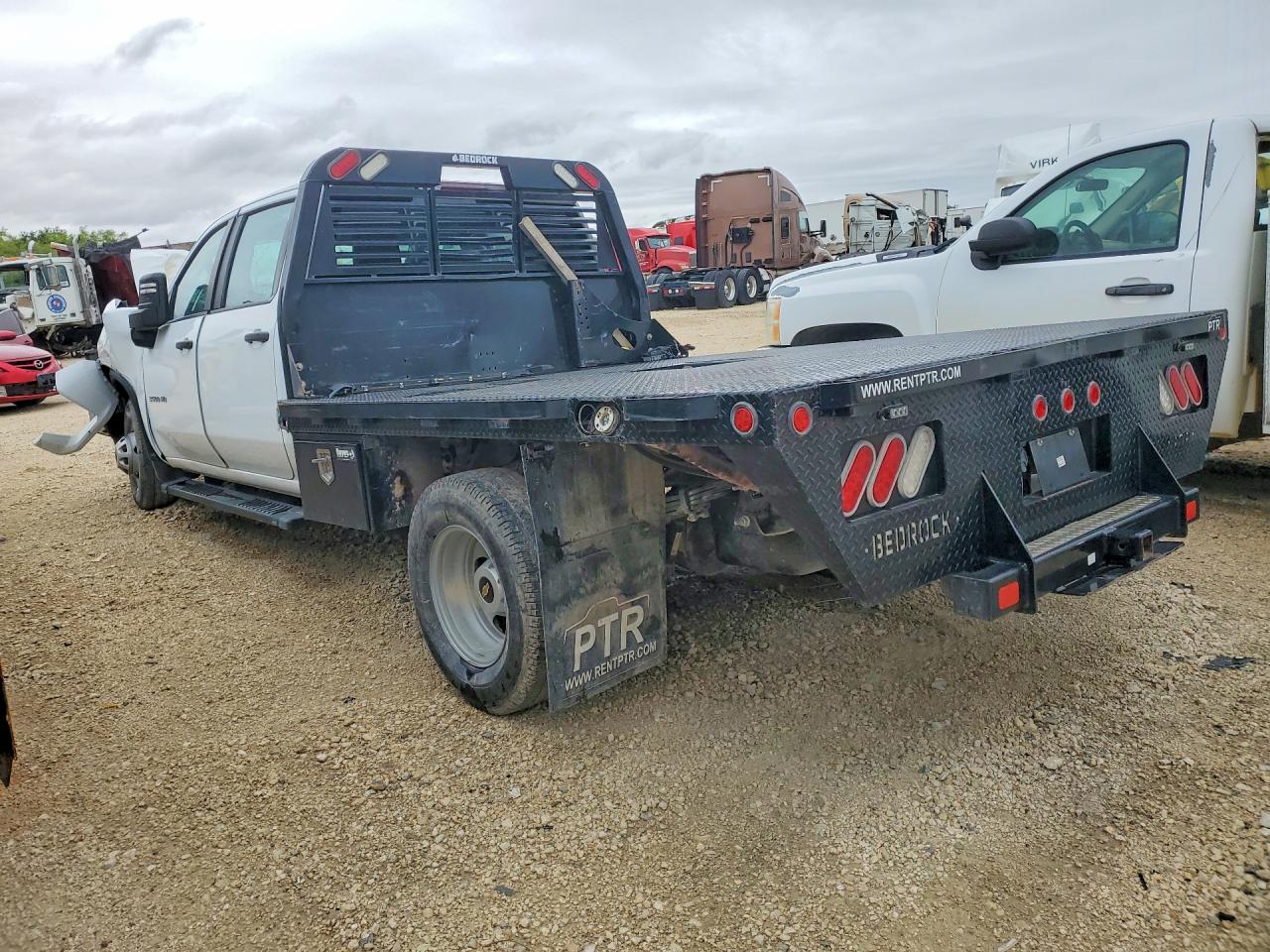 2023 CHEVROLET All models VIN 1GB4YSEY1PF146410 photo 2