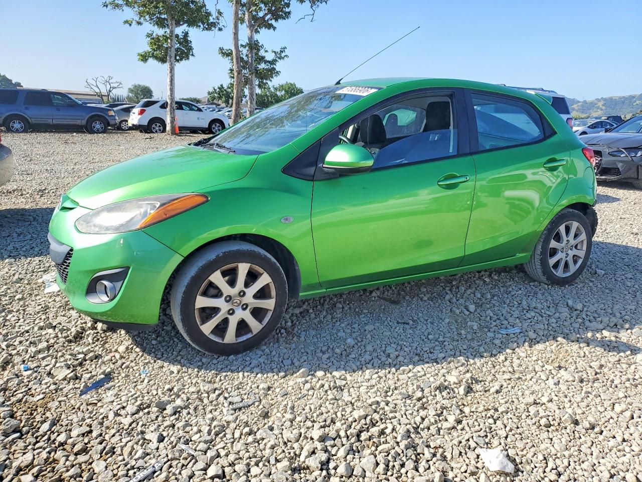 2011 Mazda 2 VIN JM1DE1HZ6B0115636 photo 1
