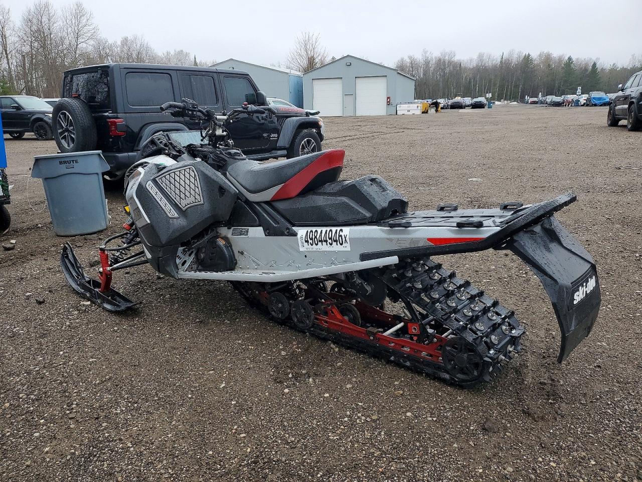 2024 SKI Renegade VIN 2BPSDBRH2RV000027 photo 3