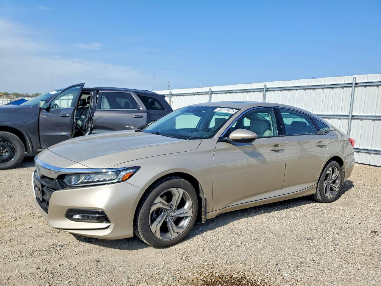 2018 Honda Accord VIN 1HGCV1F55JA191841 photo 1