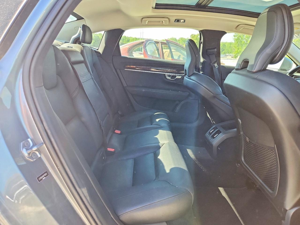 2019 Volvo S90 VIN LVY102AK8KP106313 photo 10