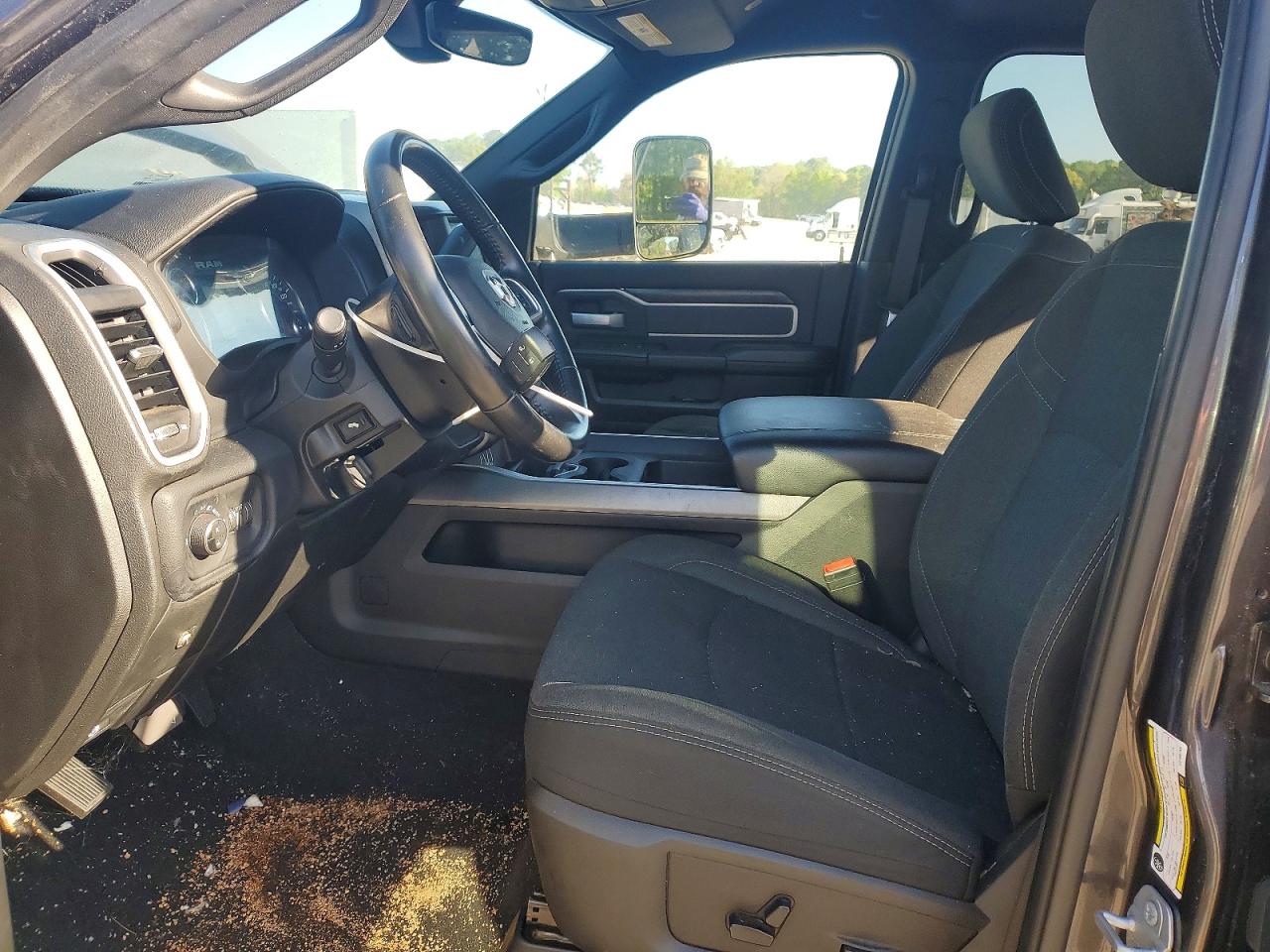 2020 Ram 3500 VIN 3C63RRHL9LG108758 photo 7