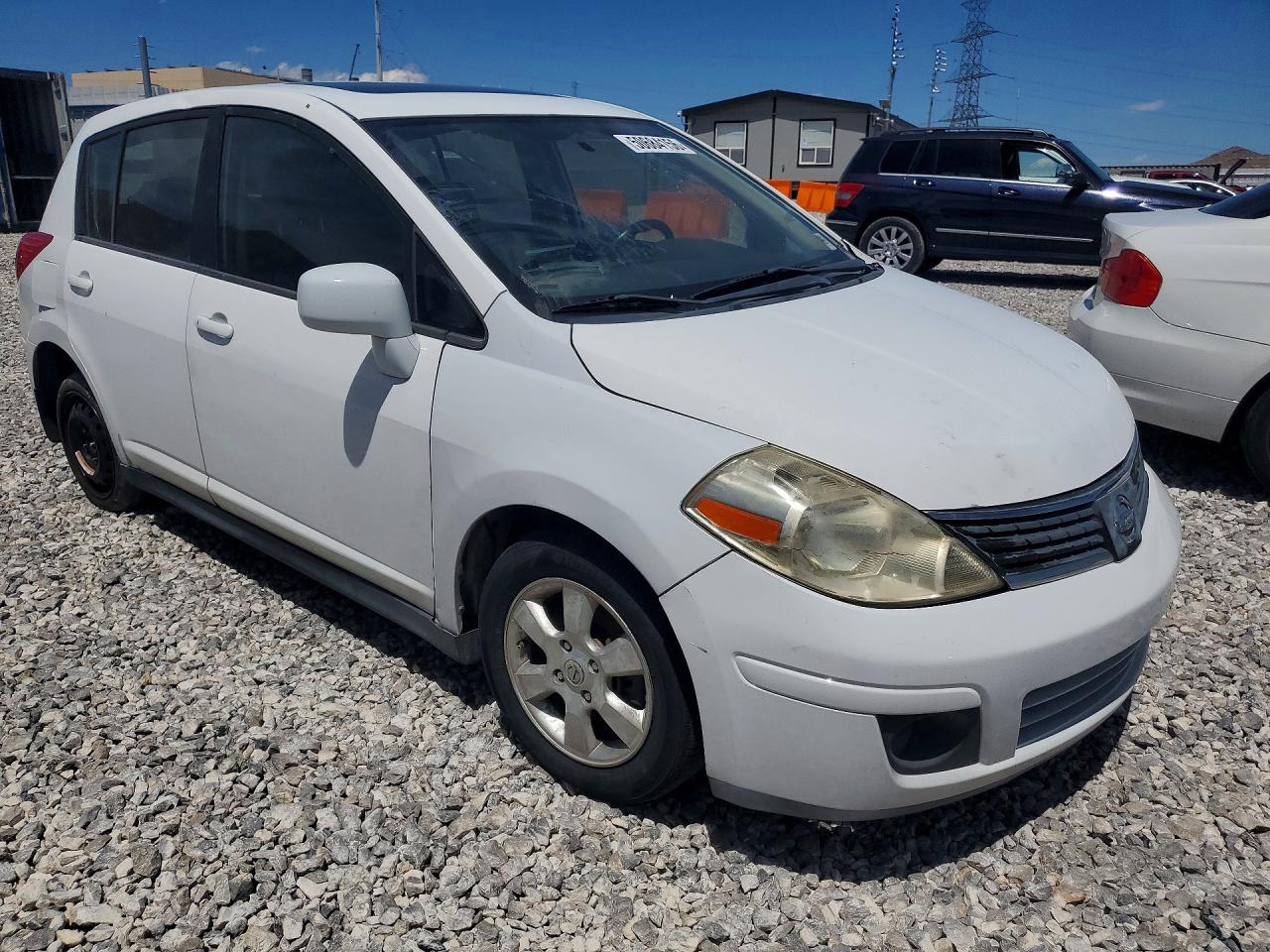 2007 Nissan Versa VIN 3N1BC13E37L379198 photo 4