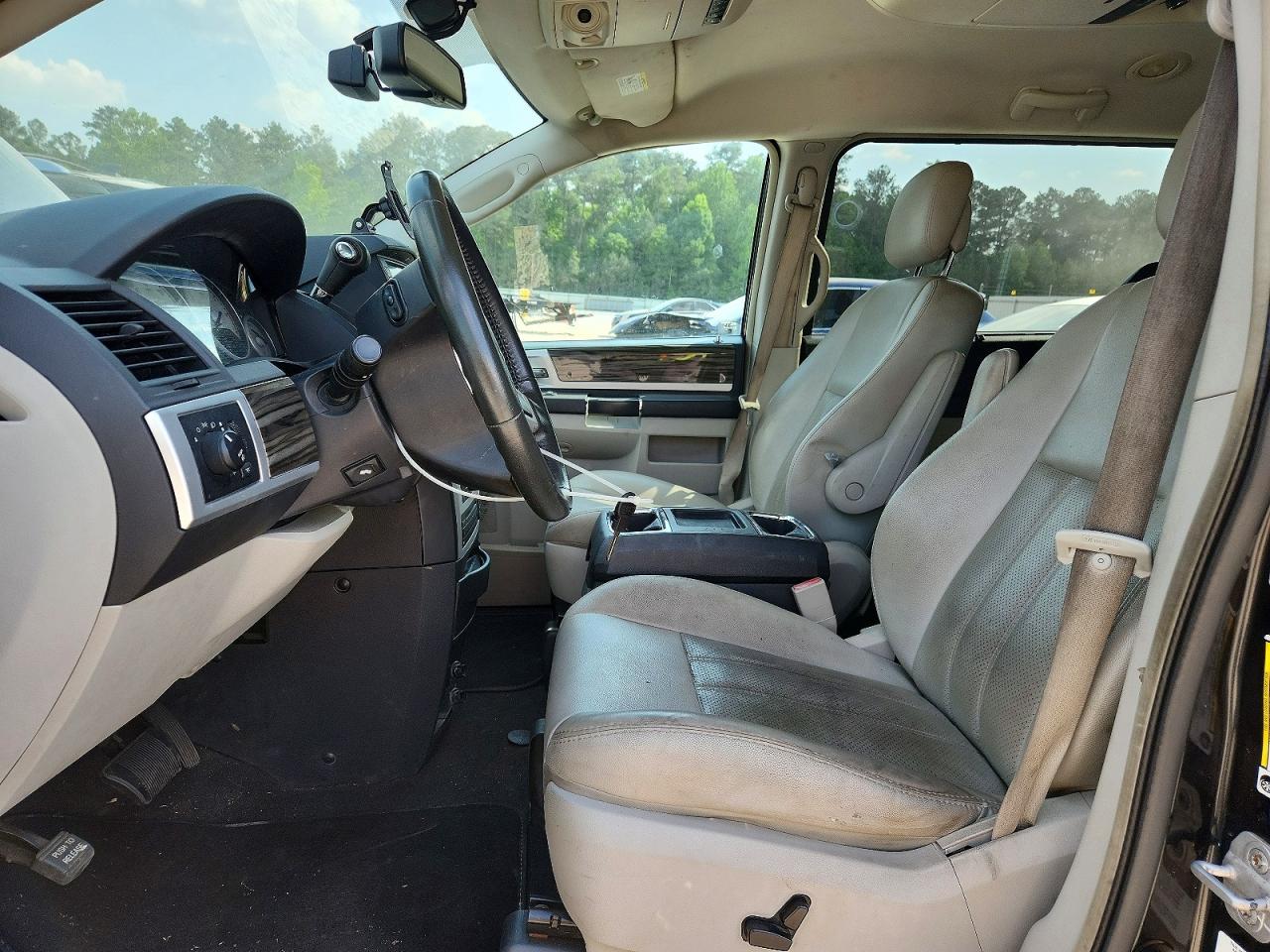 2010 Chrysler Minivan VIN 2A4RR8DX5AR368419 photo 7