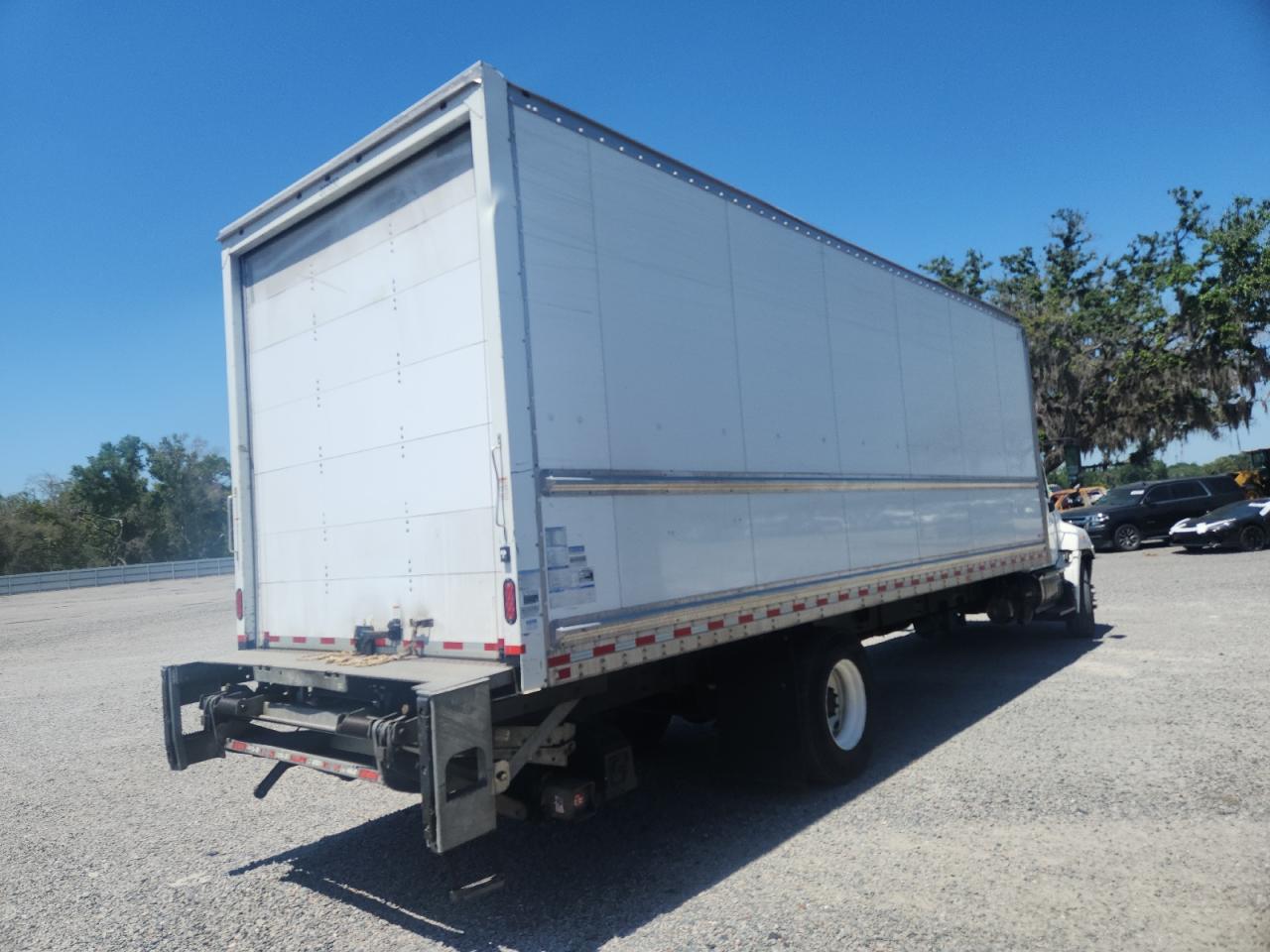 2018 HINO All other VIN 5PVNJ8JV1J4S67007 photo 4