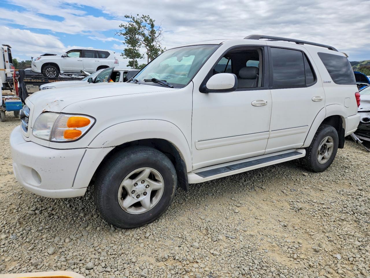 2003 Toyota Sequoia VIN 5TDBT48A23S189725 photo 1