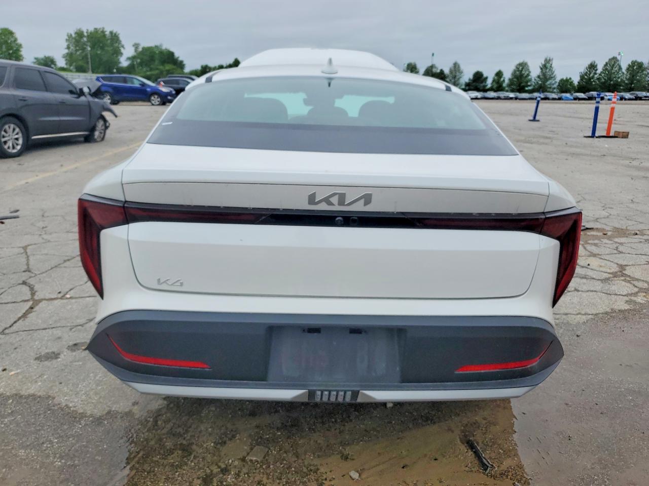 2026 Kia All other VIN 3KPFT4DE8TE286805 photo 6