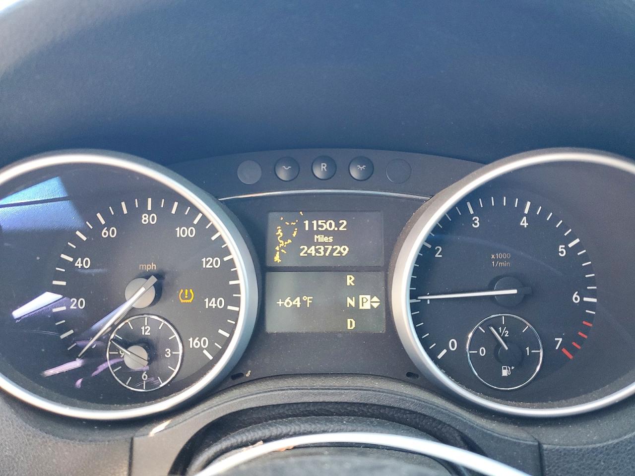 2010 Mercedes-Benz M-class VIN 4JGBB8GB5AA543151 photo 9