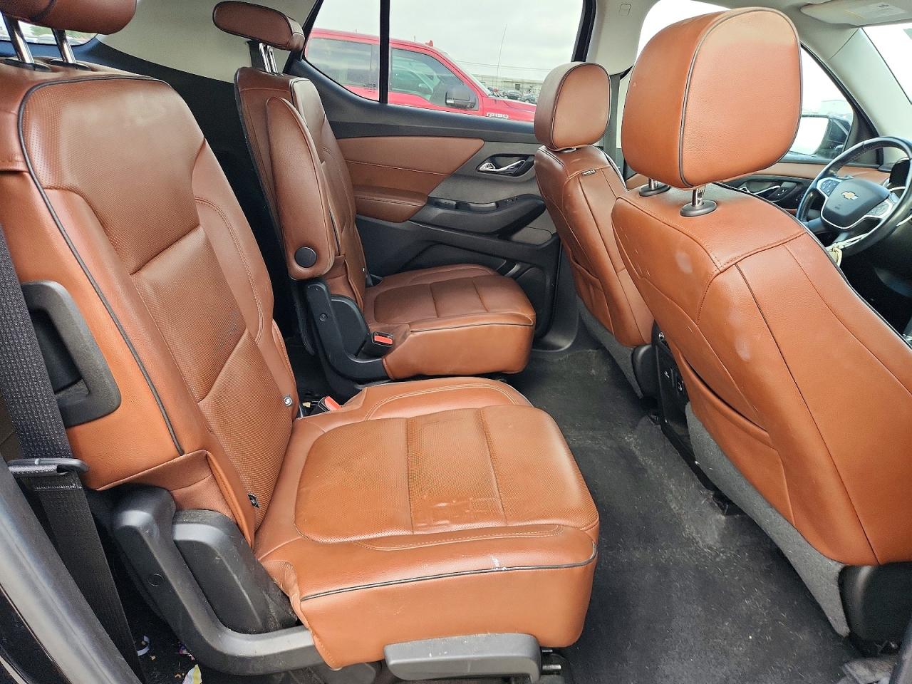 2018 Chevrolet Traverse VIN 1GNEVKKW4JJ109391 photo 11