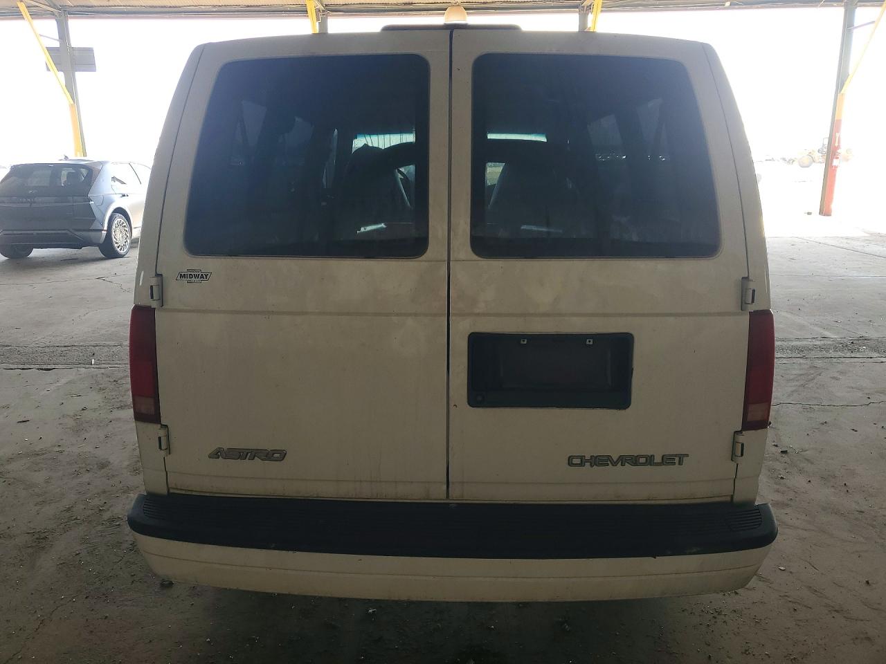 2003 CHEV Astro VIN 1GNDM19X03B136463 photo 6