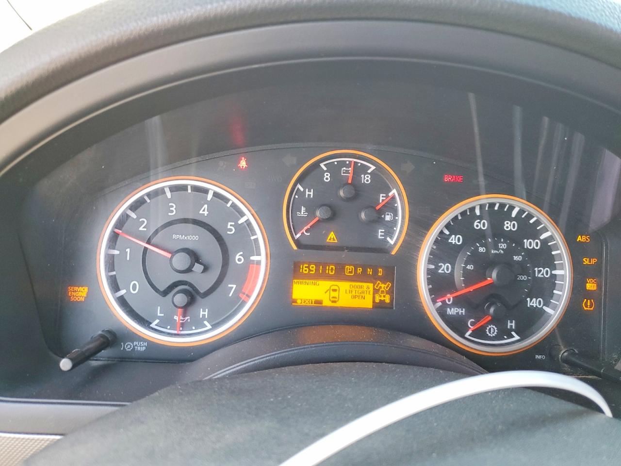 2008 NISSAN Armada VIN 5N1AA08C28N619192 photo 9