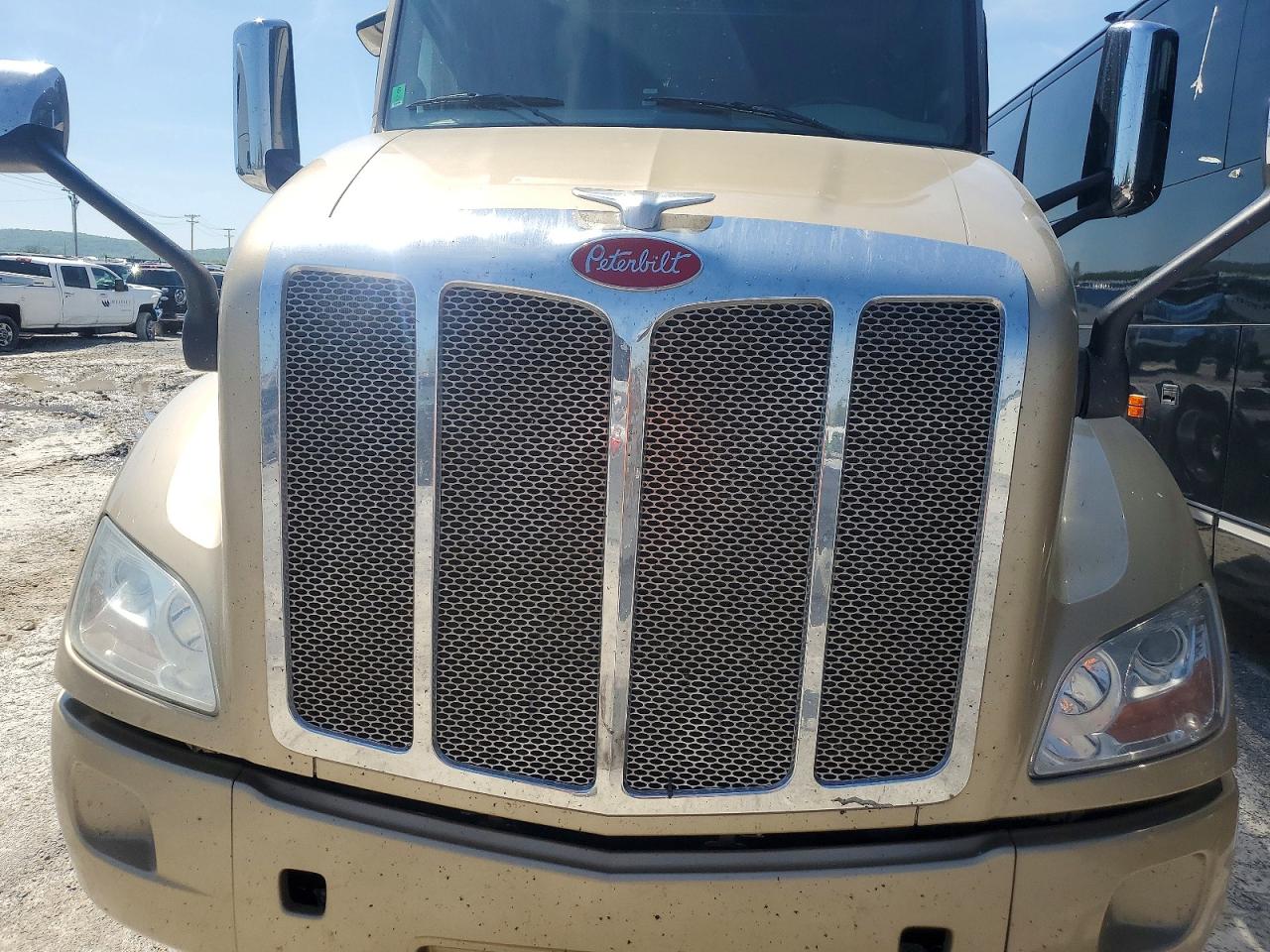 2020 PETERBILT All models VIN 1XPBDP9XXLD704420 photo 7