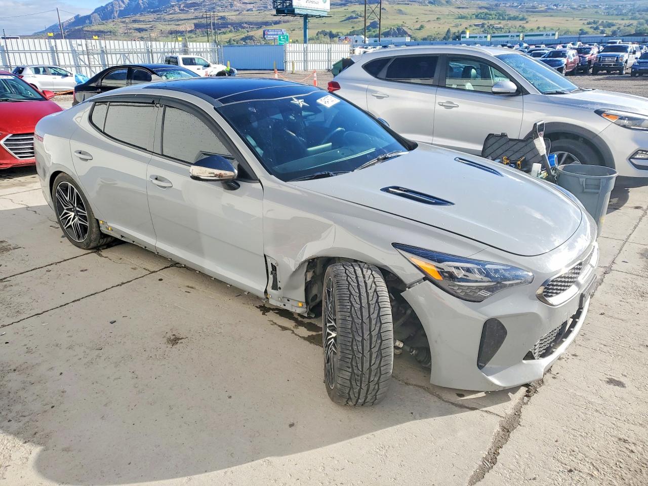 2022 Kia Stinger VIN KNAE45LC1N6099359 photo 4