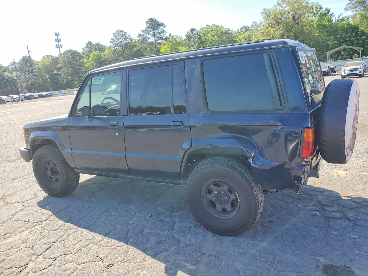 1991 Isuzu Trooper VIN JACCH58R4M7911806 photo 2
