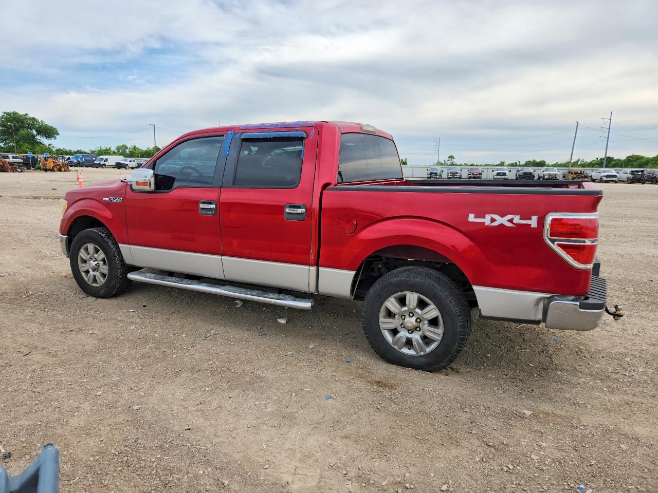 2010 Ford F150 VIN 1FTFW1EV1AKE58140 photo 2