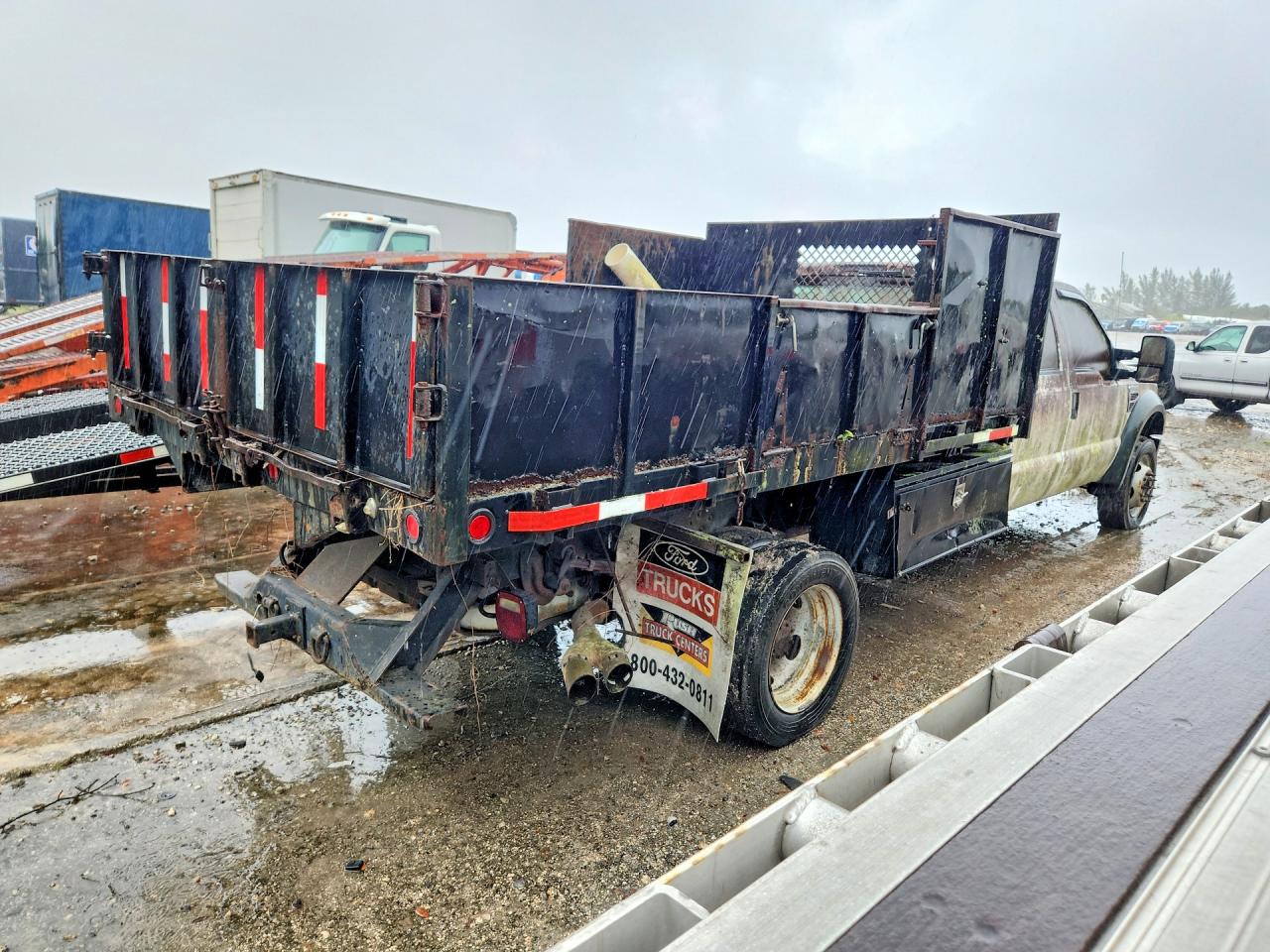2008 Ford F550 VIN 1FDAW56R28EC31983 photo 3