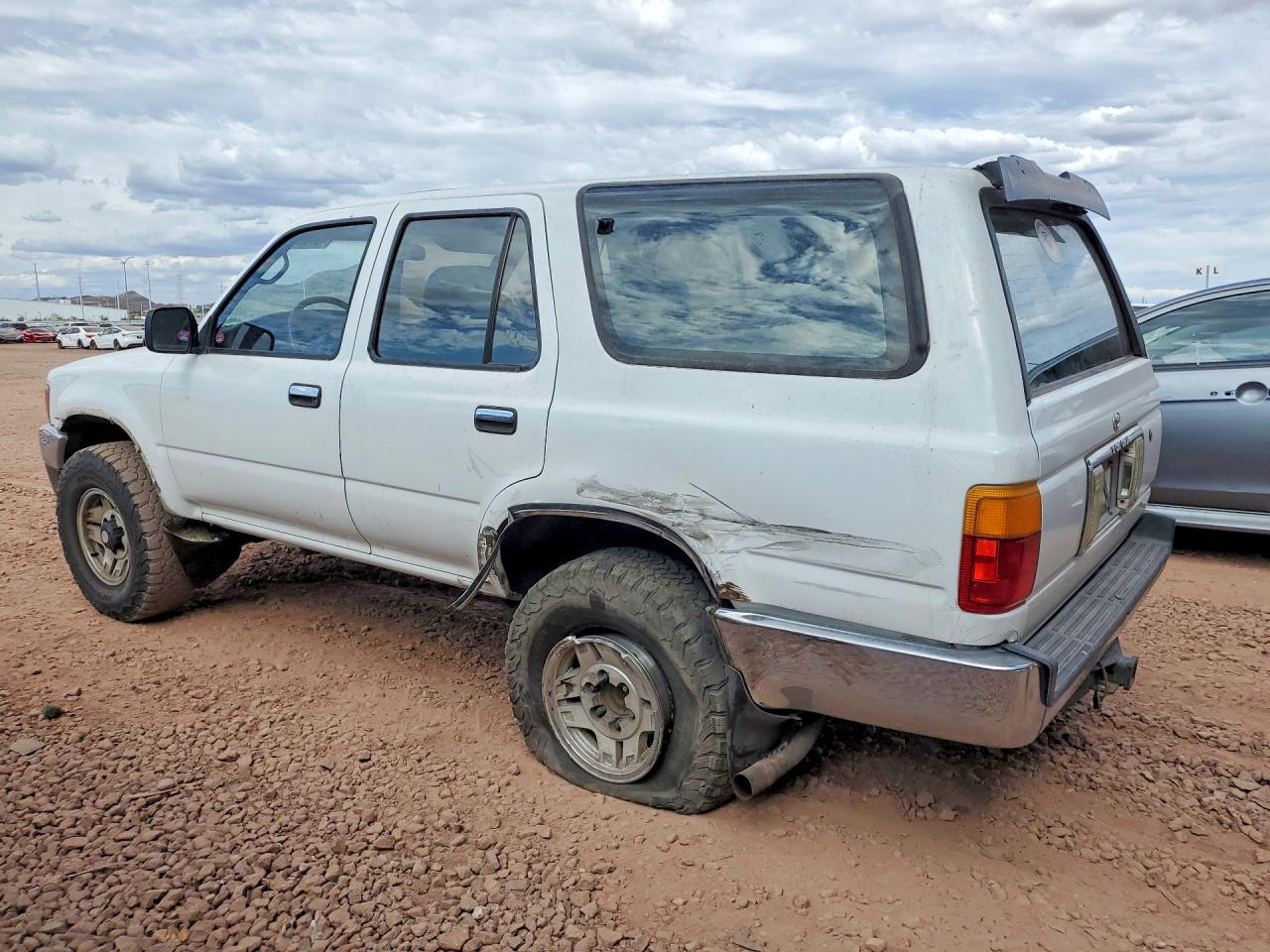 1995 TOYOTA 4runner VIN JT3VN39W5S0210665 photo 2