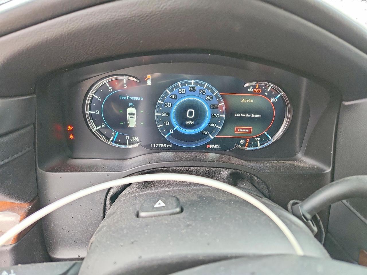 2017 Cadillac Escalade VIN 1GYS3HKJ7HR111084 photo 9