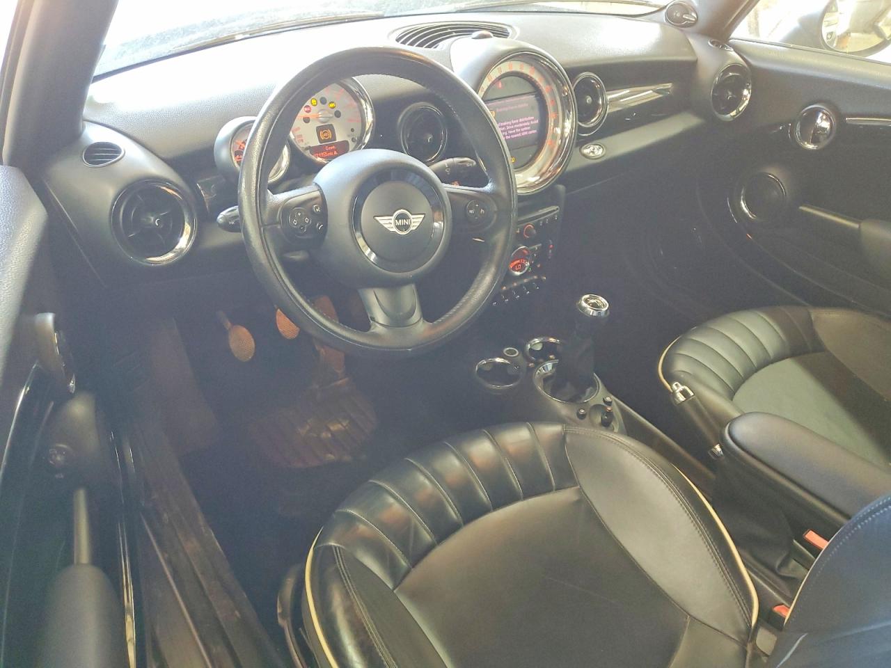 2012 Mini Cooper Base VIN WMWZN3C59CT265792 photo 8