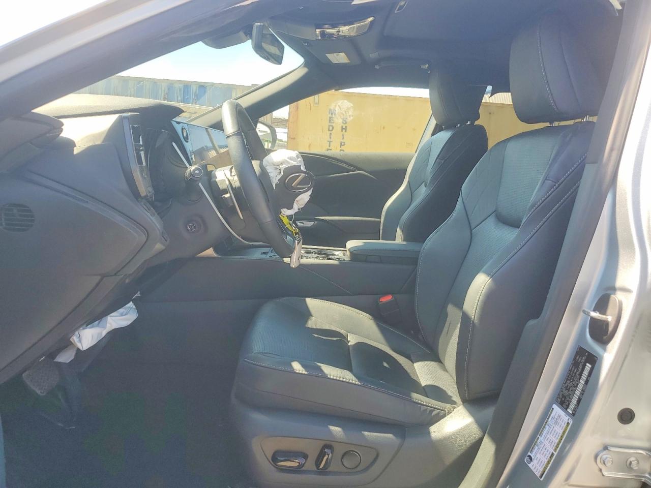 2024 Lexus Rx350 VIN 2T2BAMBA5RC033366 photo 7