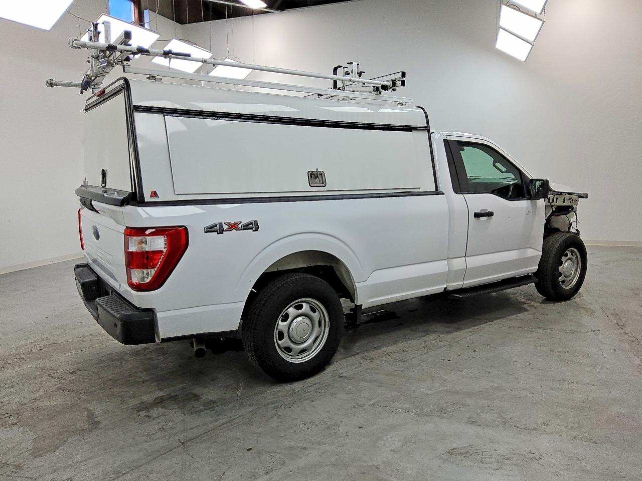 2023 Ford F150 VIN 1FTMF1EB4PKE30919 photo 3