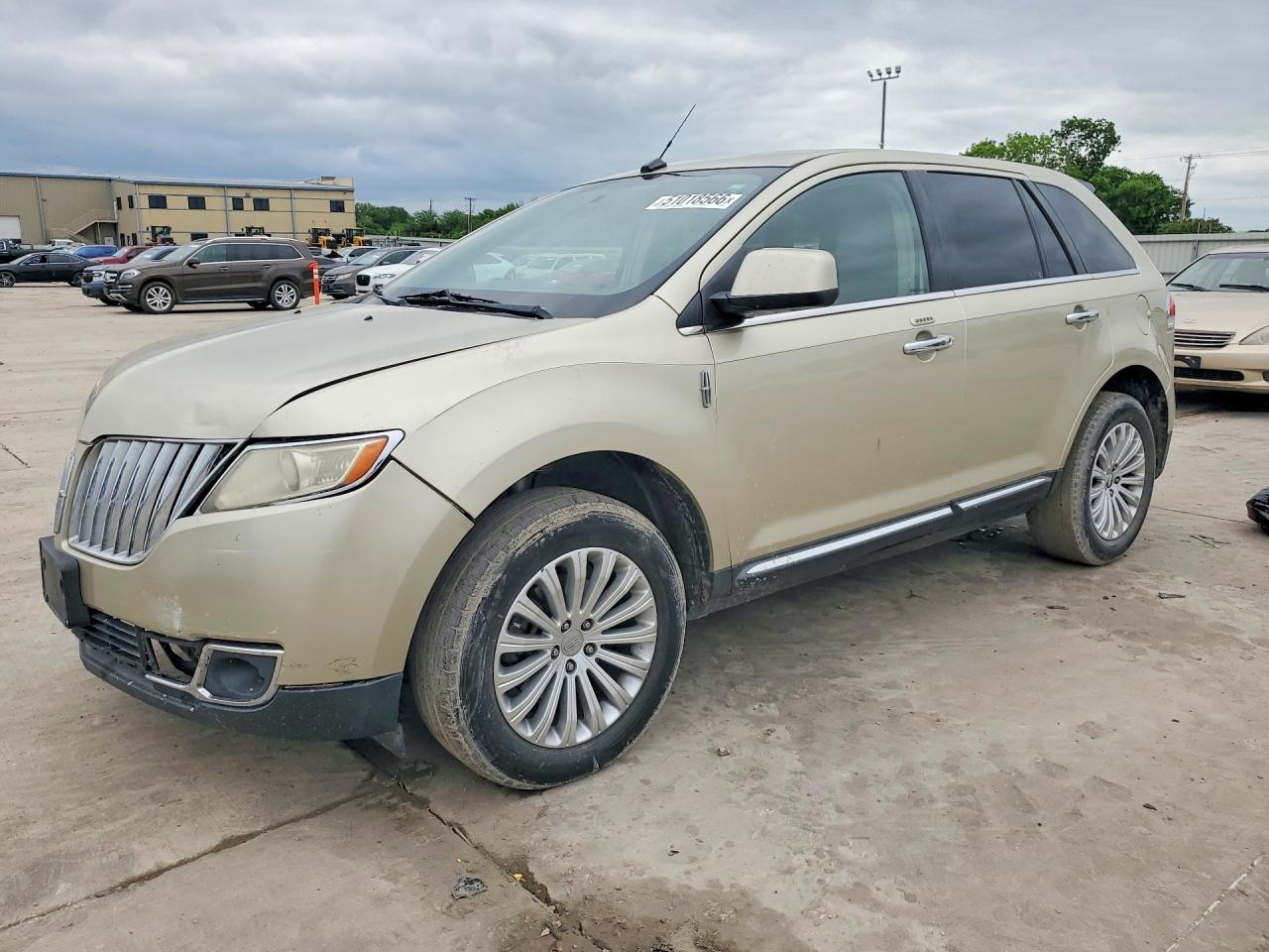 2011 LINCOLN Mkx VIN 2LMDJ6JK1BBJ09327 photo 1