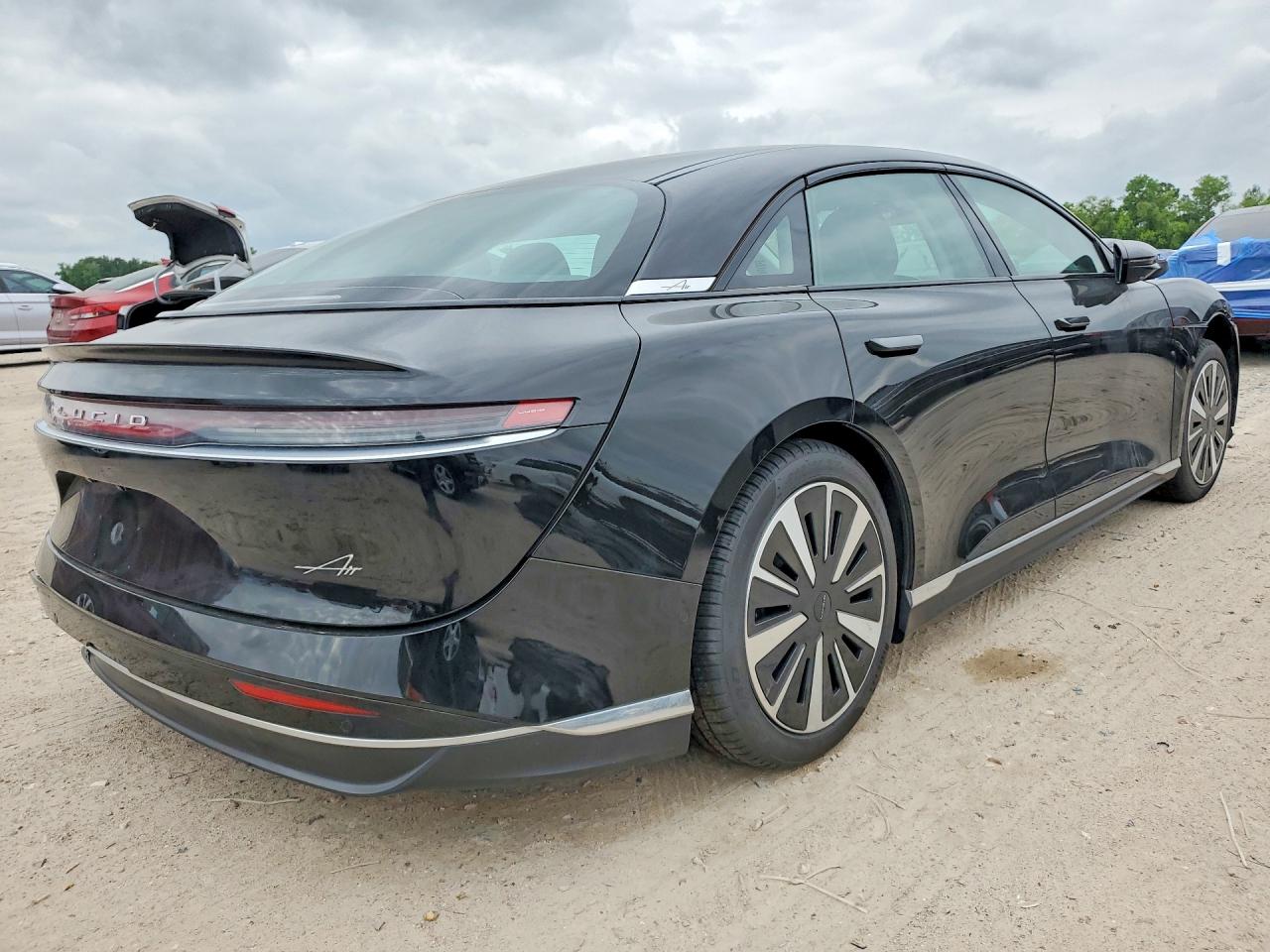 2026 LUCID Air pure VIN 50EA1PGA6TA019400 photo 3