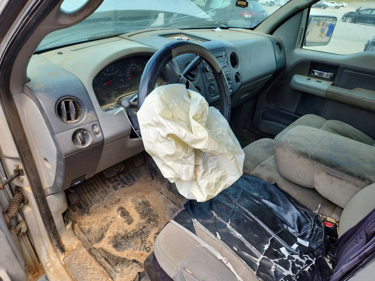 2007 Ford F150 VIN 1FTVX14577NA34382 photo 8