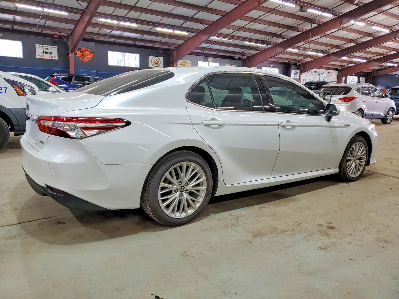 2018 Toyota Camry sola VIN 4T1B21HK6JU009533 photo 3