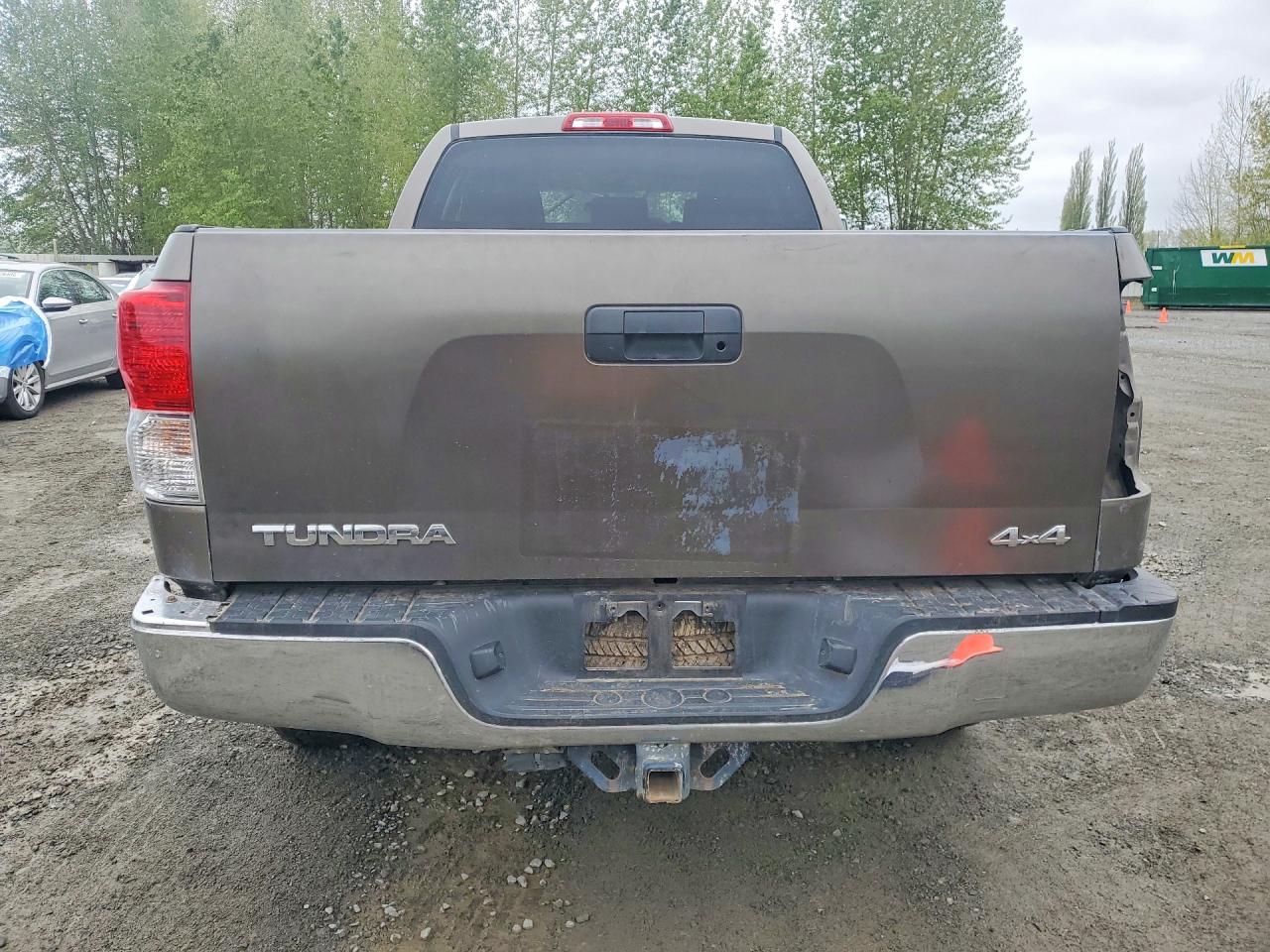 2011 Toyota Tundra VIN 5TFUM5F14BX023892 photo 6