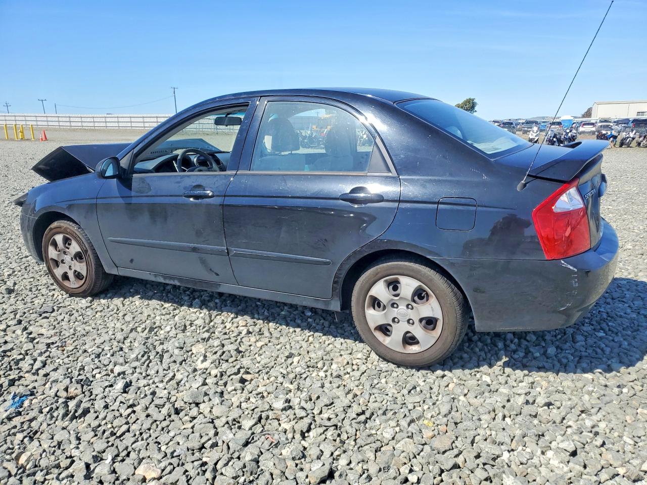 2005 Kia Spectra VIN KNAFE121255119103 photo 2