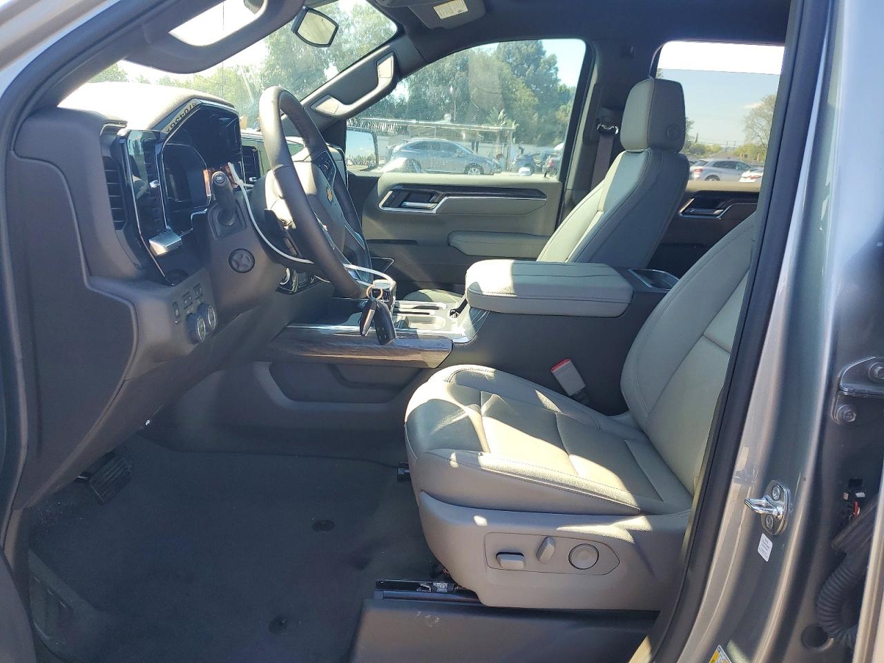 2025 Chevrolet All models VIN 2GCUKGED5S1213615 photo 7