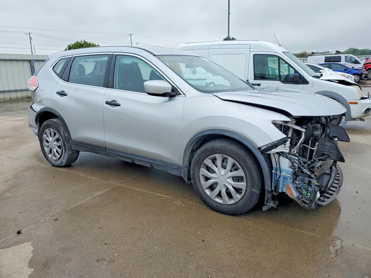 2016 NISS Rogue VIN JN8AT2MT3GW004003 photo 4