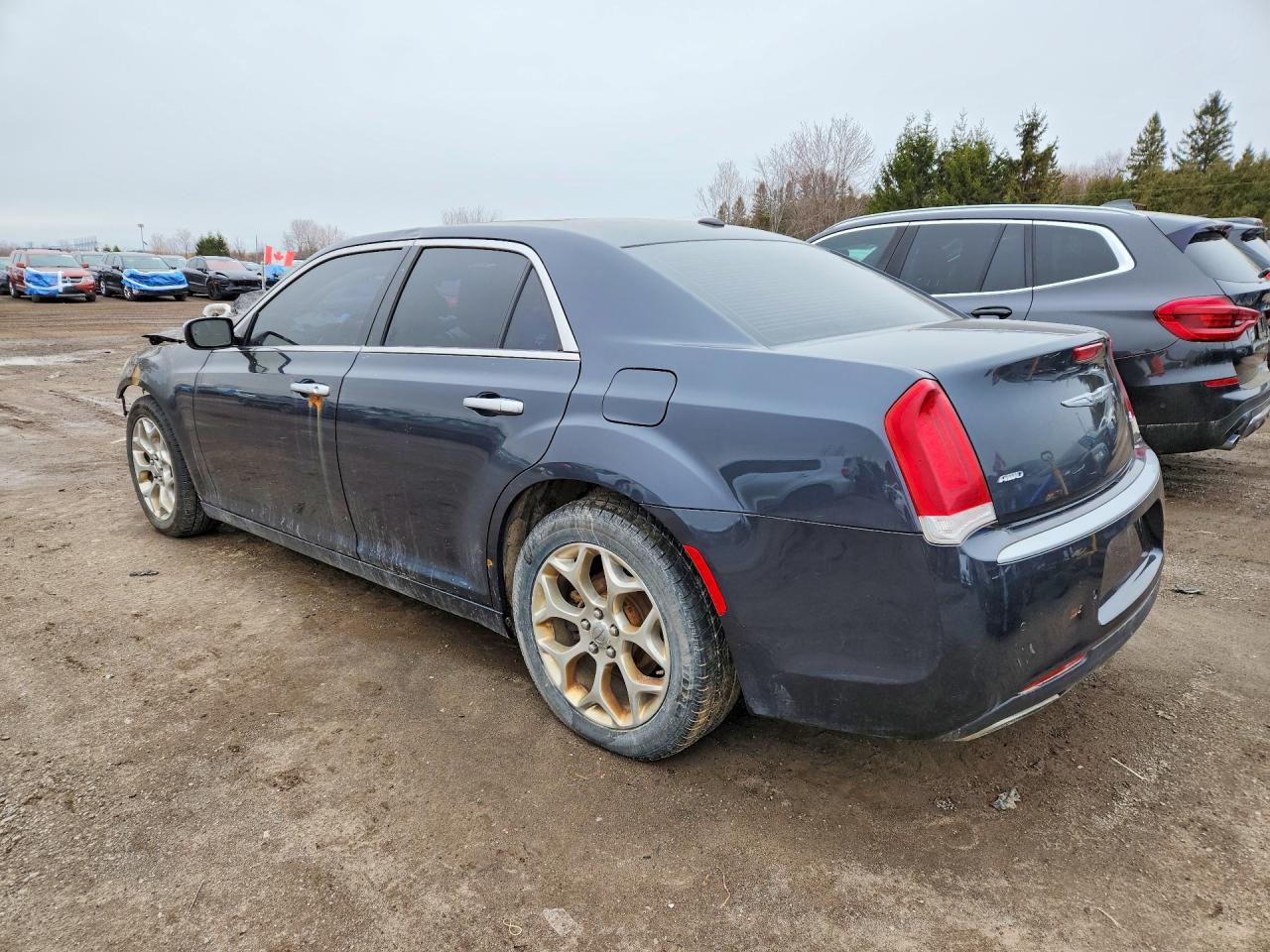 2016 Chrysler 300 VIN 2C3CCASG7GH230987 photo 2