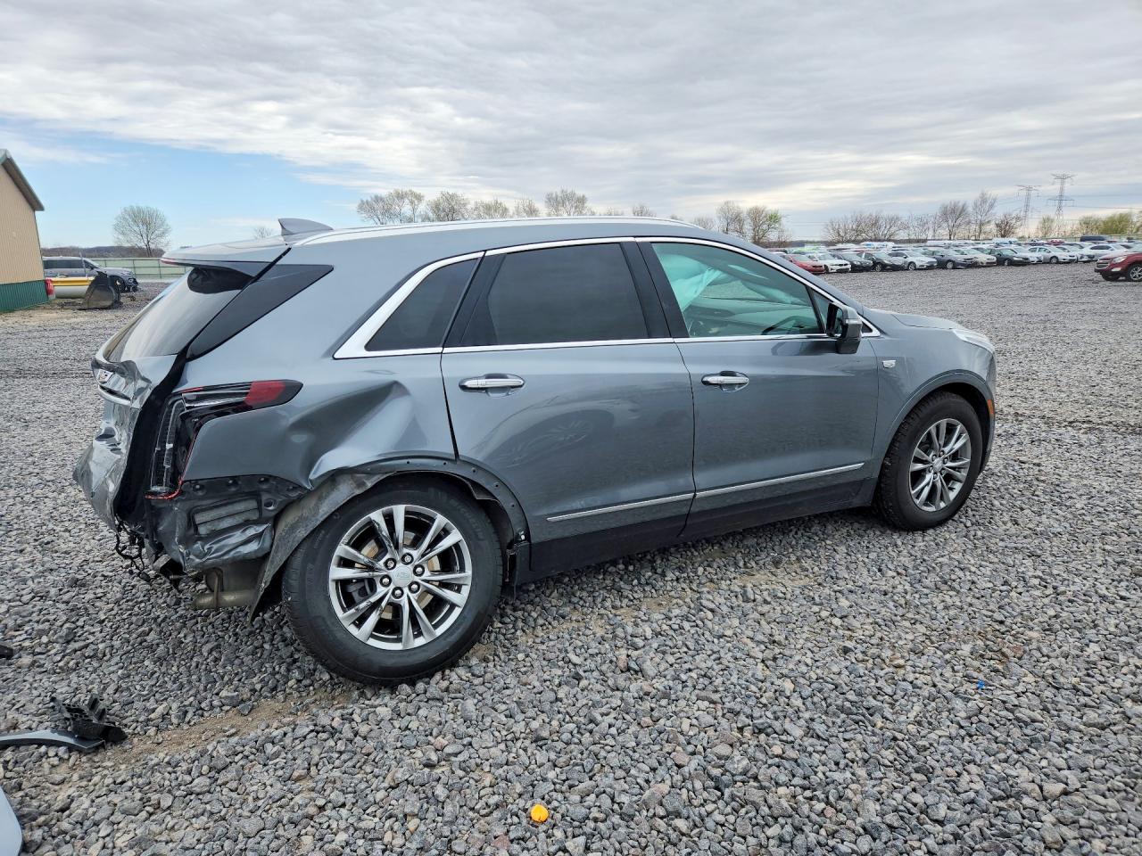 2022 Cadillac Xt5 VIN 1GYKNDRS9NZ113643 photo 3