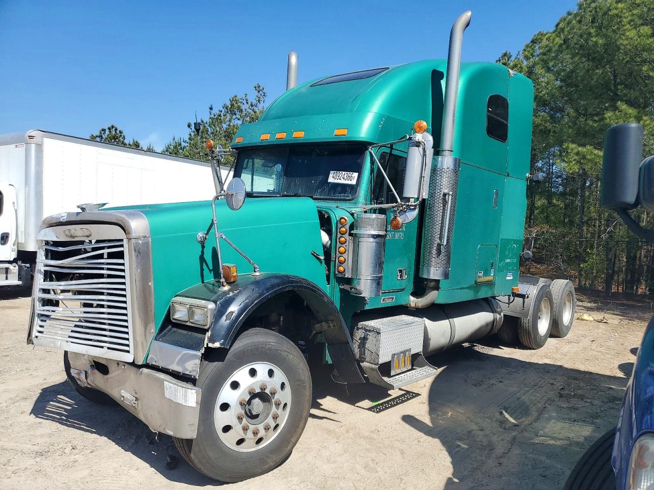 2001 FREIGHTLINER All other VIN 1FUJAHCG61LJ00931 photo 2