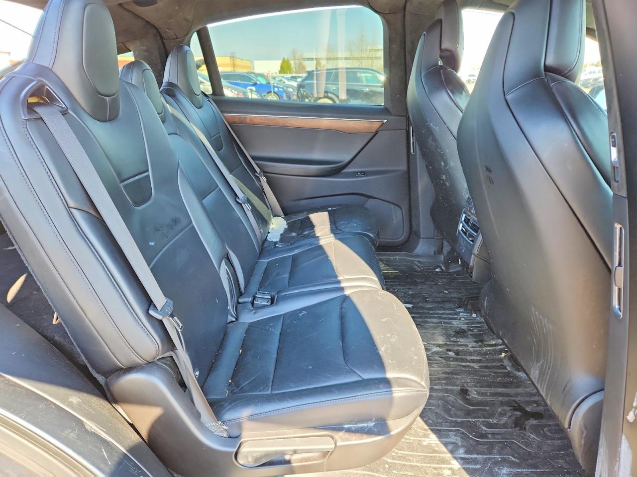 2017 Tesla Model x VIN 5YJXCDE29HF045698 photo 11