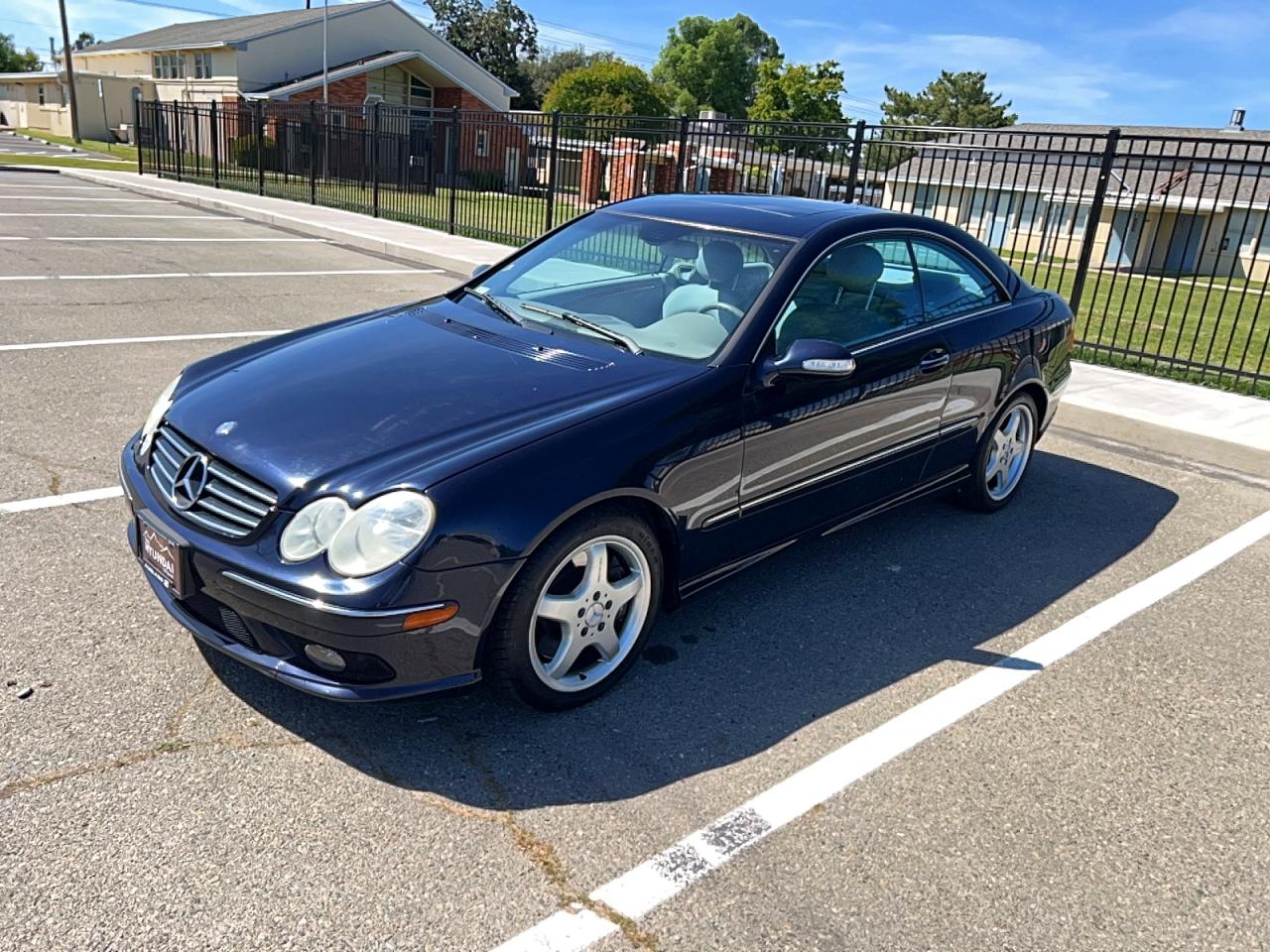 2003 Mercedes-Benz Clk-class VIN WDBTJ75J93F056586 photo 2