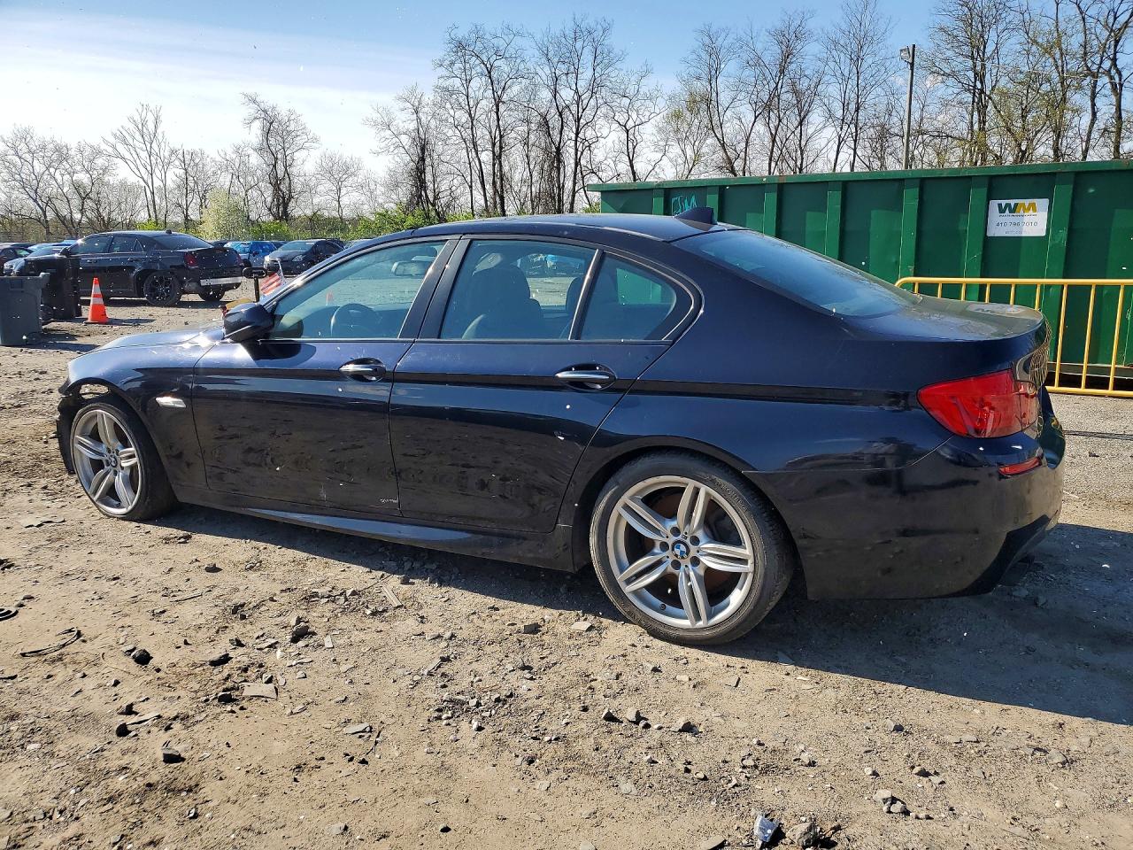 2013 BMW 5 series VIN WBAFR9C52DDX80431 photo 2