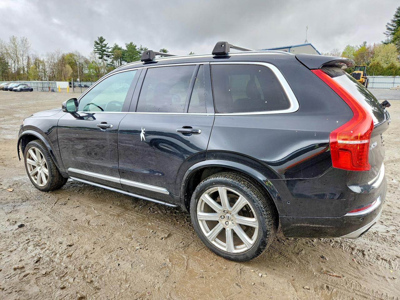 2017 Volvo Xc90 VIN YV4A22PL0H1154768 photo 2