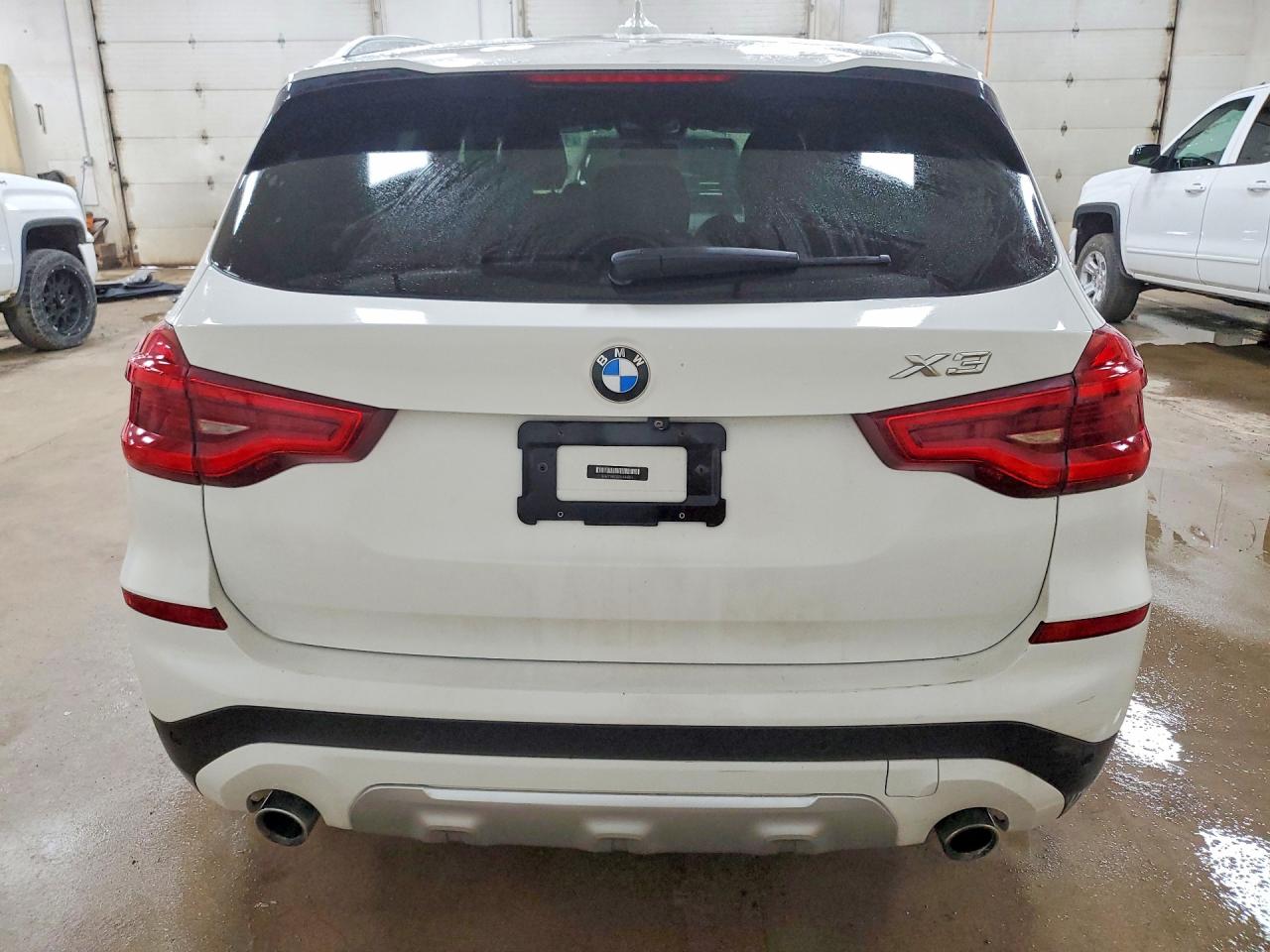 2018 BMW X3 VIN 5UXTR9C57JLA44514 photo 6