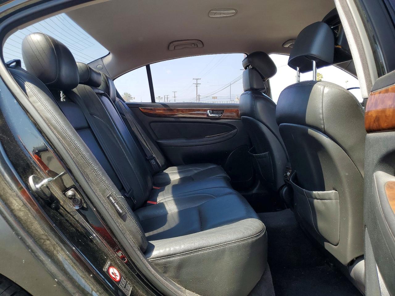 2011 Hyundai Genesis VIN KMHGC4DE7BU115558 photo 10