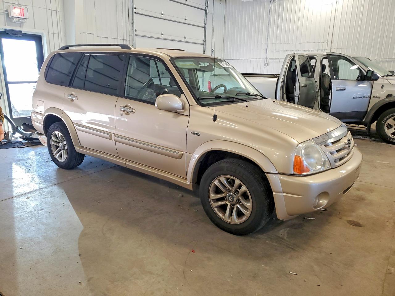 2006 Suzuki Xl7 VIN JS3TX92VX64100437 photo 4
