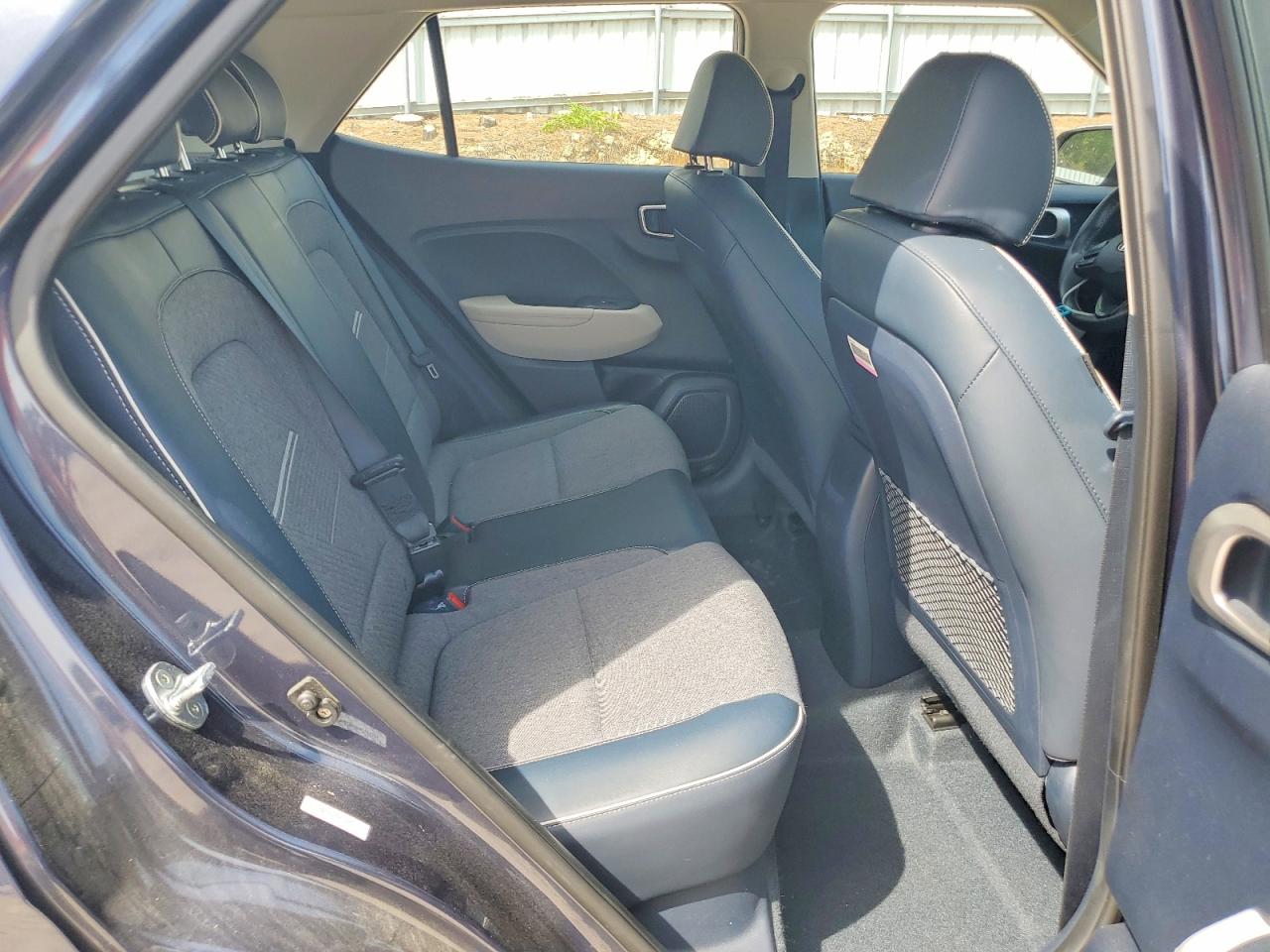 2022 Hyundai Venue VIN KMHRC8A35NU183171 photo 11