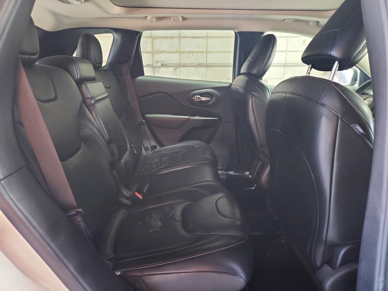 2016 Jeep Grand cher VIN 1C4PJMDS1GW340828 photo 11