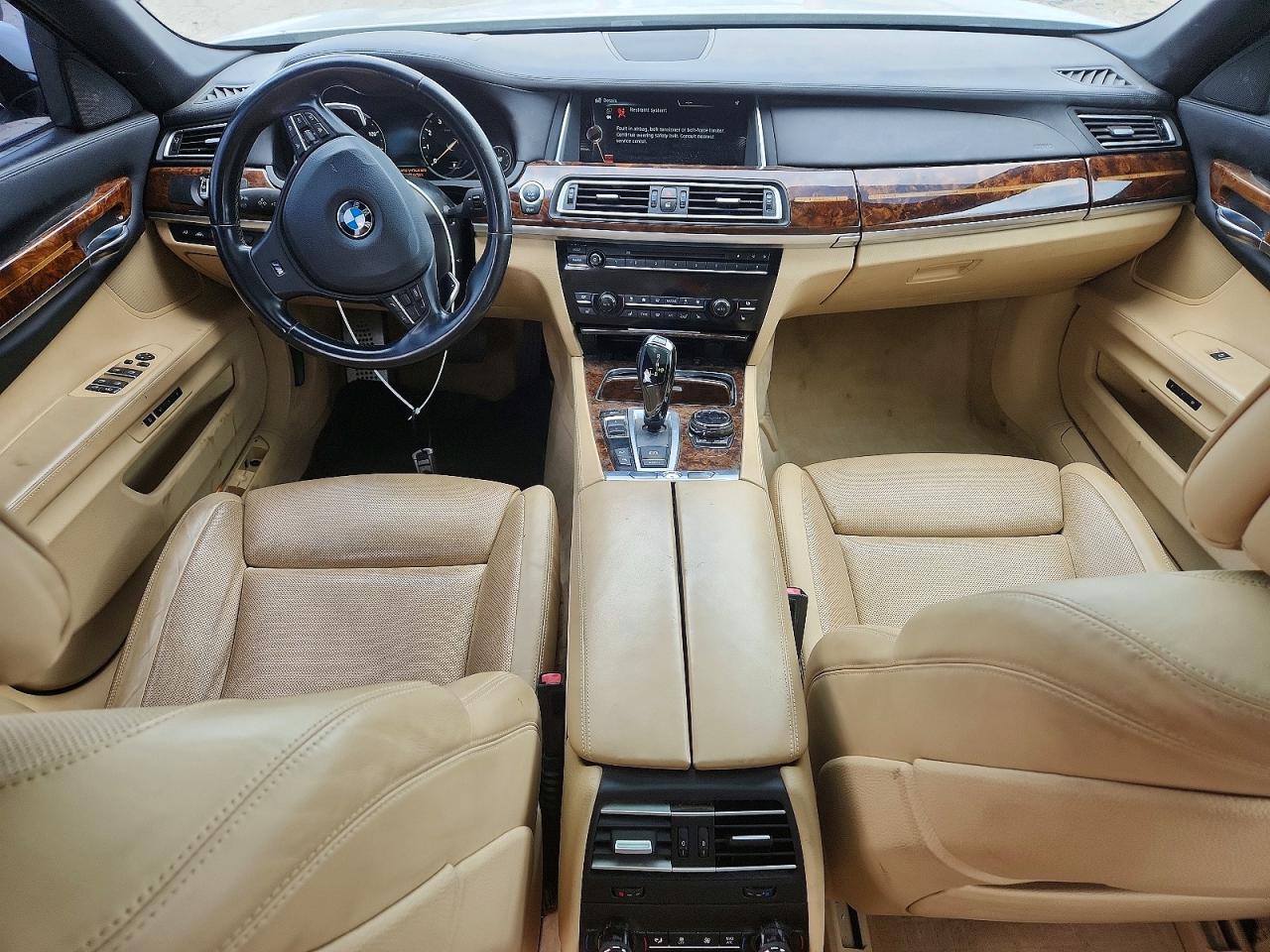 2015 BMW 7 series VIN WBAYE8C55FD781476 photo 8