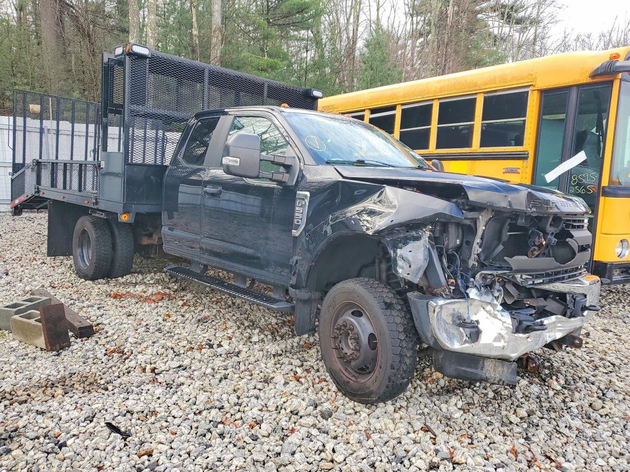 2018 Ford F550 VIN 1FD0X5HY6JEC70479 photo 4